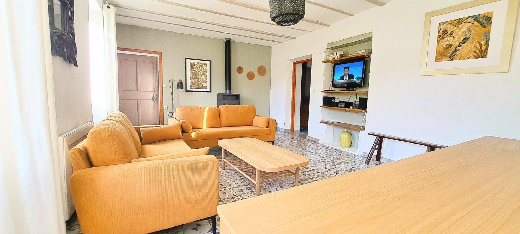 Le Mas Des Fontettes, Gite 14 Personnes, Piscine Chauffee, Propriete 5Ha, Barbecue Sahune 外观 照片