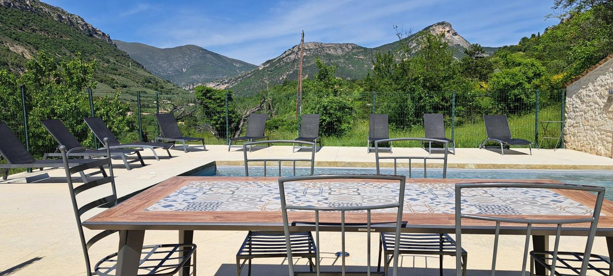 Le Mas Des Fontettes, Gite 14 Personnes, Piscine Chauffee, Propriete 5Ha, Barbecue Sahune 外观 照片